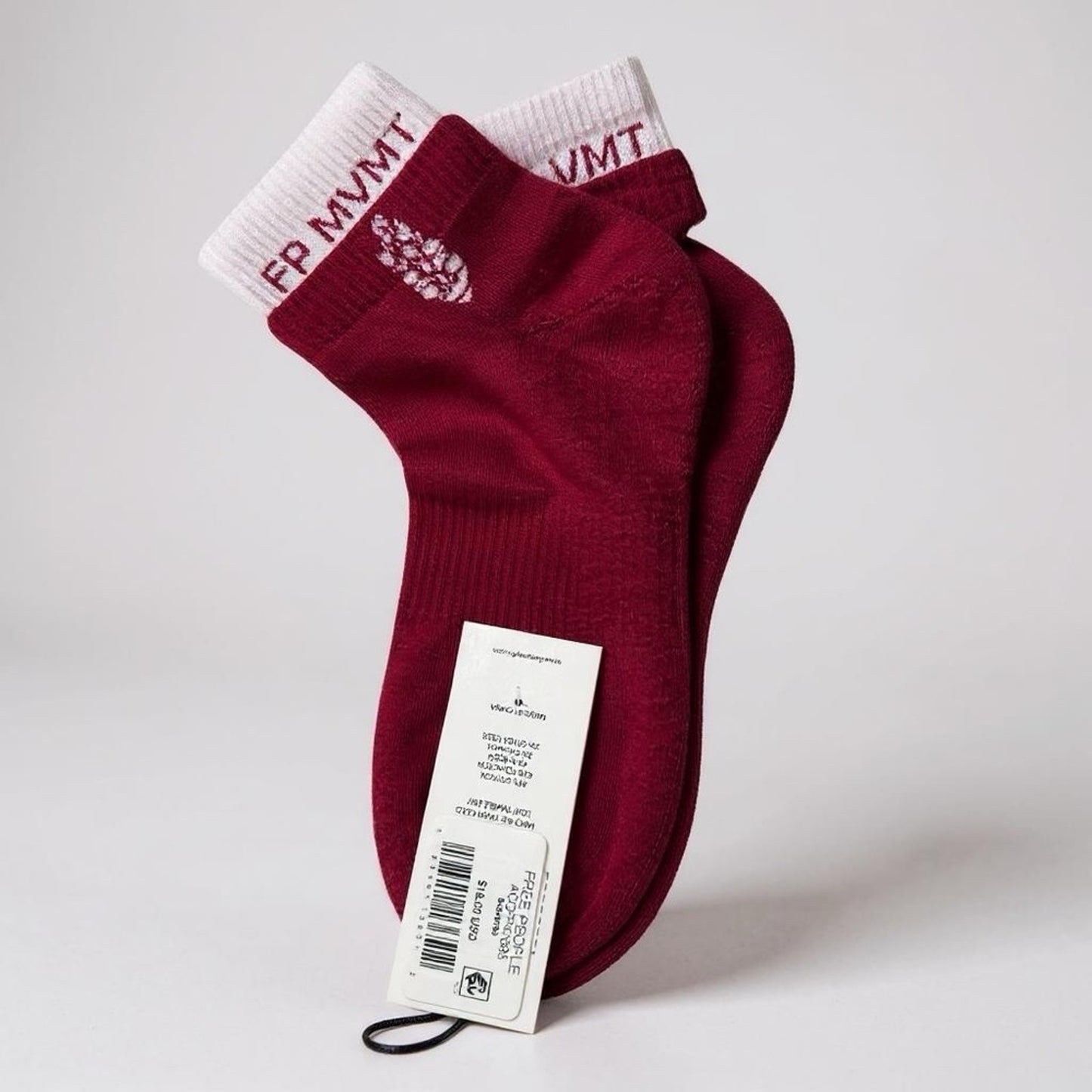 Free People Quarter Crew Court Socks in Wine / Blush