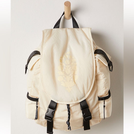 Free People Cool & Cozy Pack in Home Plate