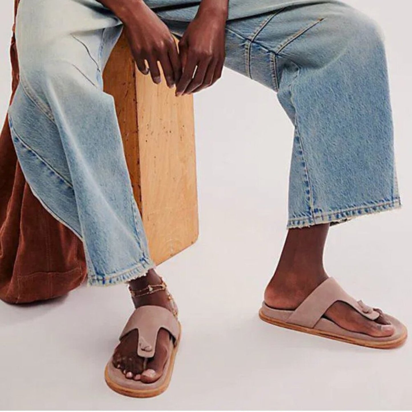 NWOT Free People Mika Footbed Sandals in Orchid Ice Suede